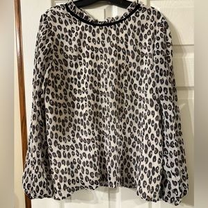 Women’s leopard print blouse size medium